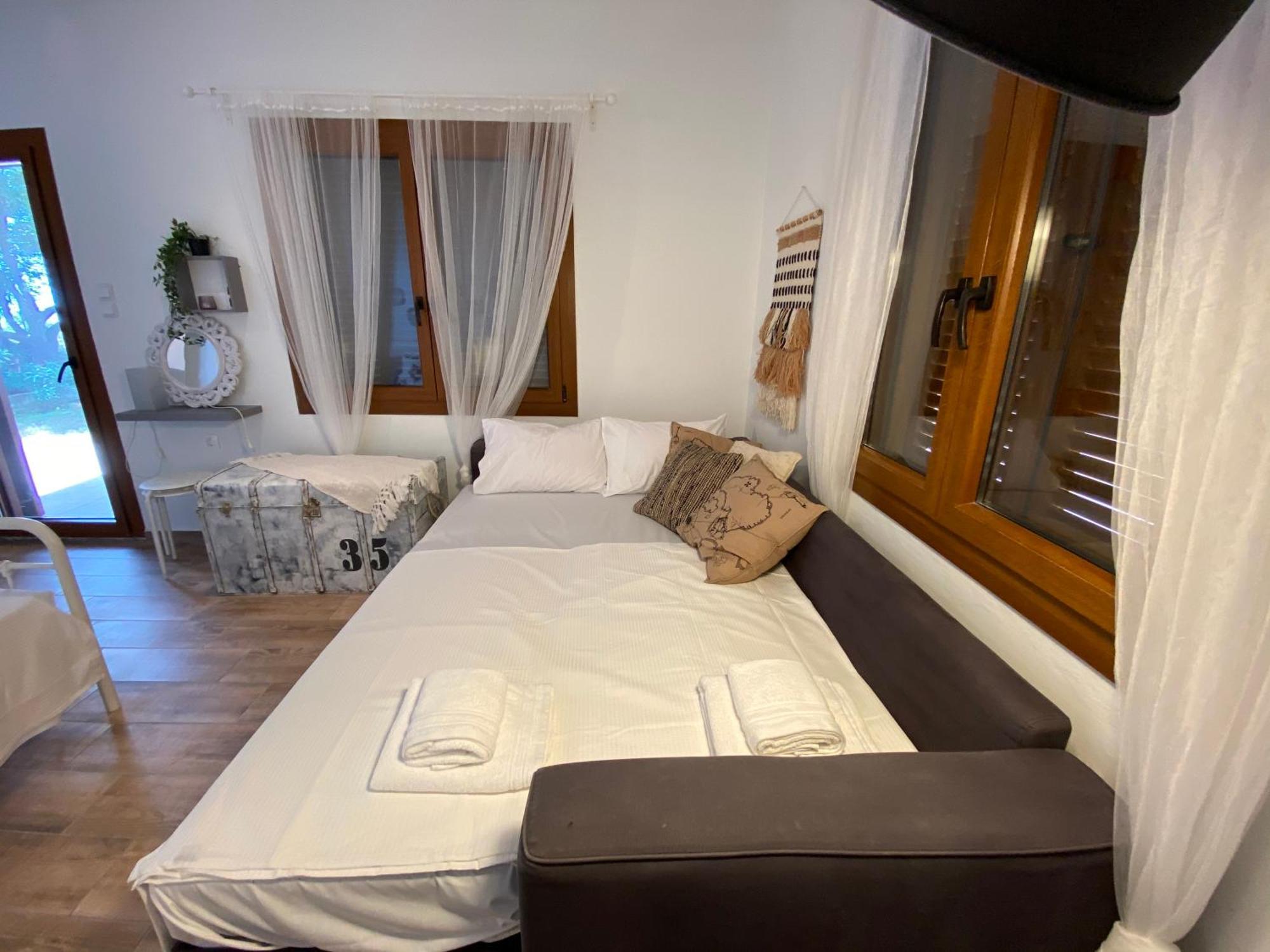 Sea Front Villa Myrat Epanomi Exterior photo