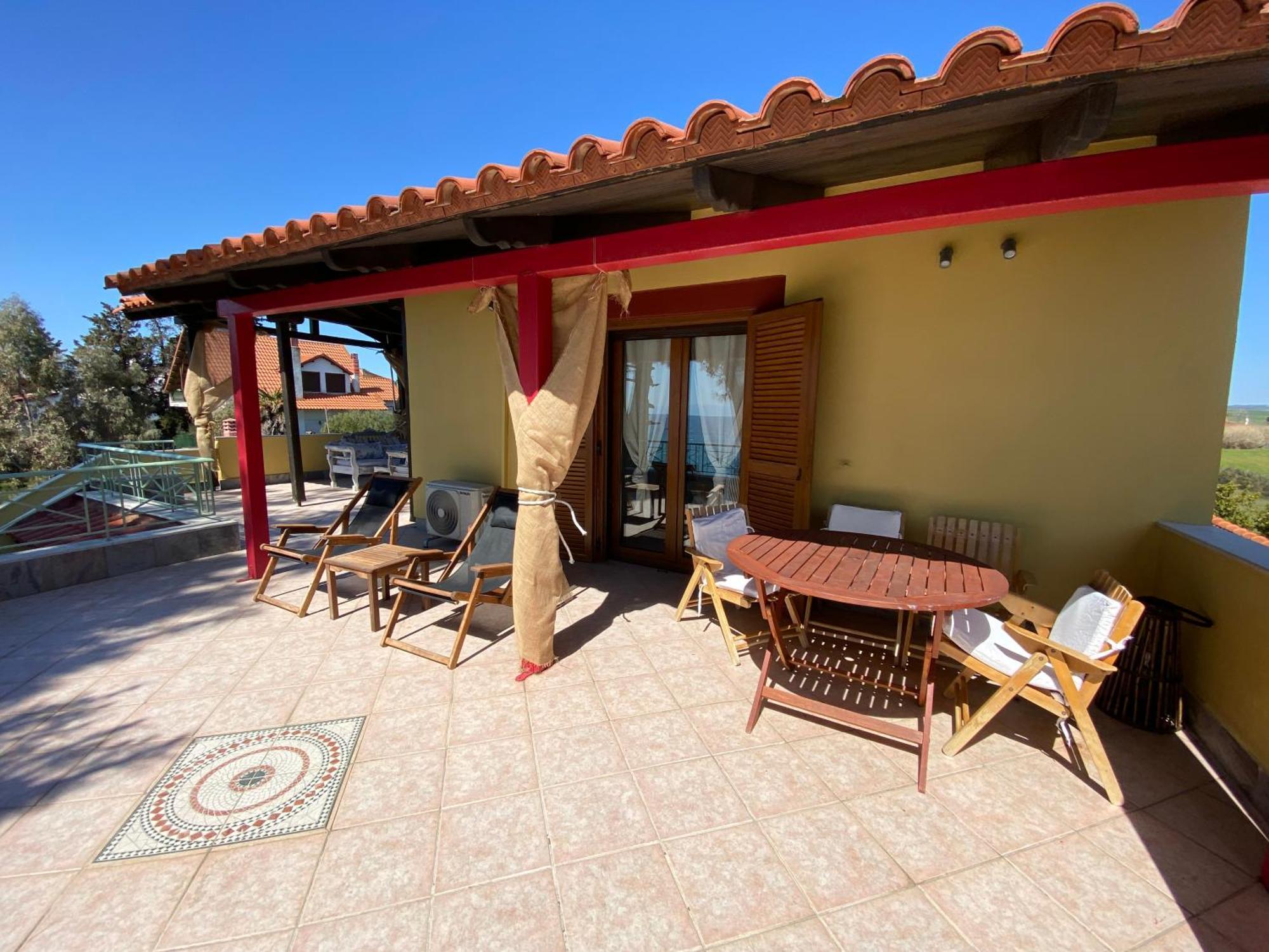 Sea Front Villa Myrat Epanomi Exterior photo